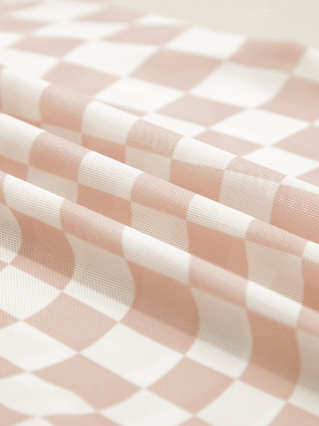 136f5d14-dfc8-4bc5-b0e0-ad98bd7793b5-Max